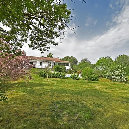 Villa In Near Carcassonne Pool