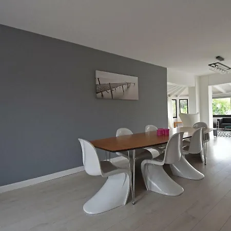 Modern 11km From Carcassonne Malves-en-Minervois