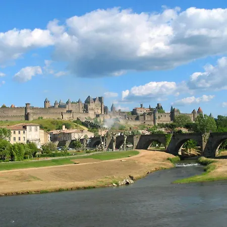 Modern 11km From Carcassonne