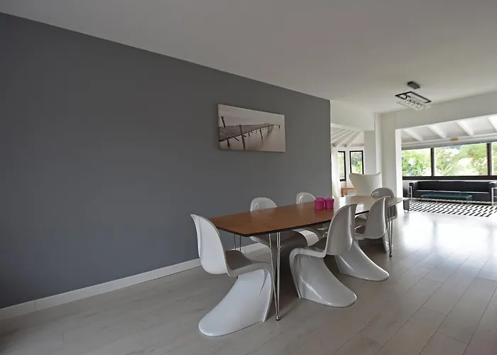 Villa In Near Carcassonne Pool